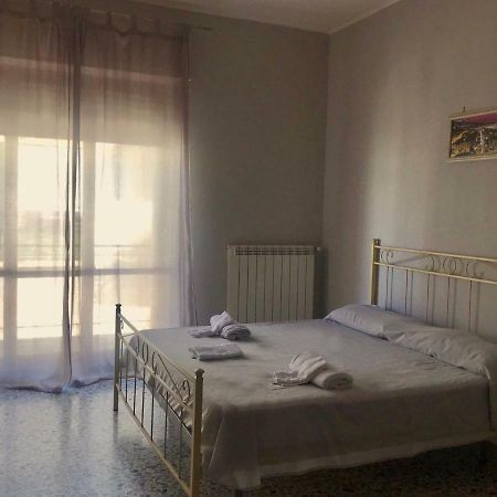 Апартаменты La Casa Del Re Borbone Неаполь Экстерьер фото