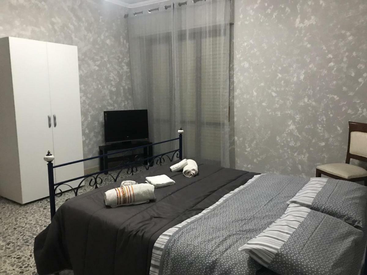 Апартаменты La Casa Del Re Borbone Неаполь Экстерьер фото