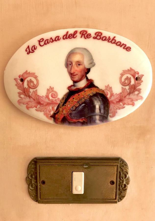 Апартаменты La Casa Del Re Borbone Неаполь Экстерьер фото